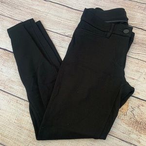 Anne Taylor- Skinny legged black jeggings